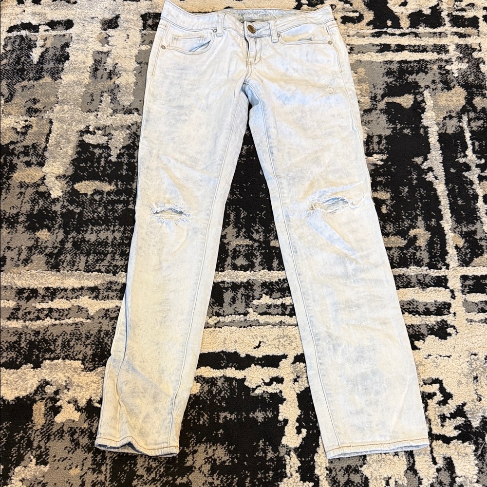 American Eagle Outfitters Light Wash Slim Straight Men’s Jeans